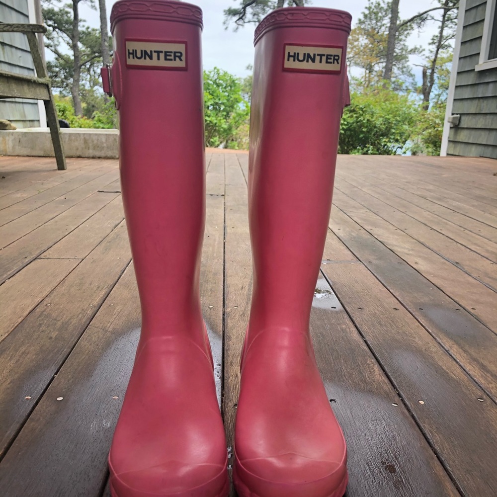Hunter pink boots (4M/5M)